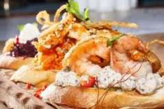 Вкусные рецепты: салатик "ФУНЧЕЗА", средиземноморский сэндвич с тунцом, Персиковый пирог.